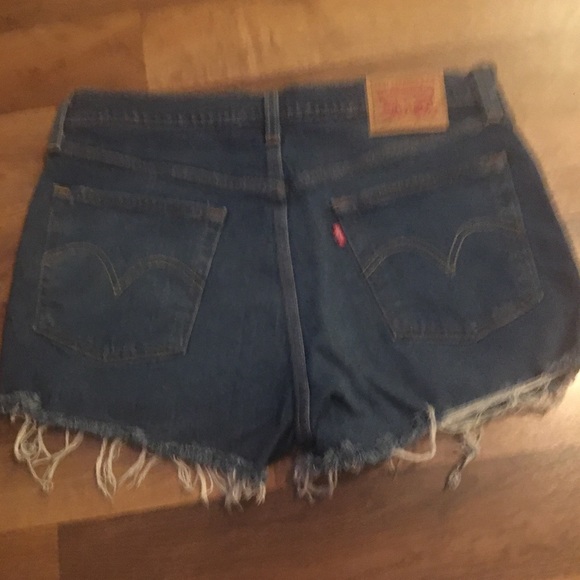 Levi’s > 501 denim shorts - Picture 5 of 6